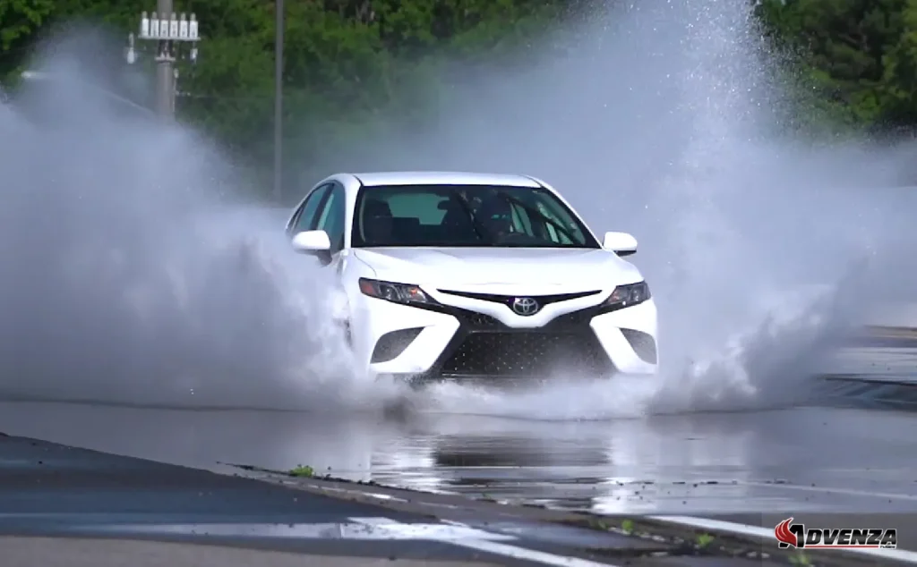 Lốp của Falken được thiết kế tối ưu để cung cấp độ ổn định vững chắc