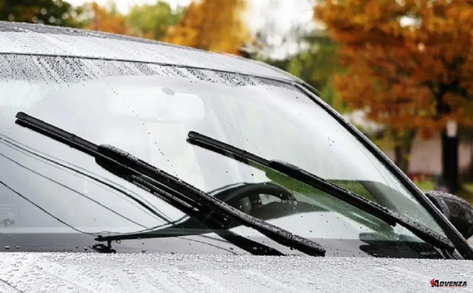 Gạt nước xe Mercedes là một phần quan trọng của hệ thống gạt mưa